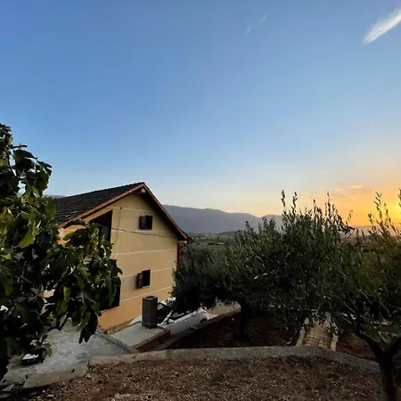 Villa 1 Trajas